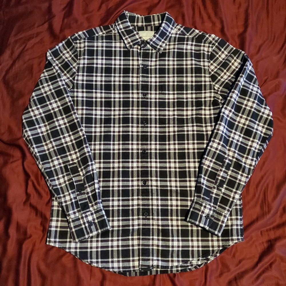 American Eagle Outfitters Black And Purple Plaid Button-Down Shirt
